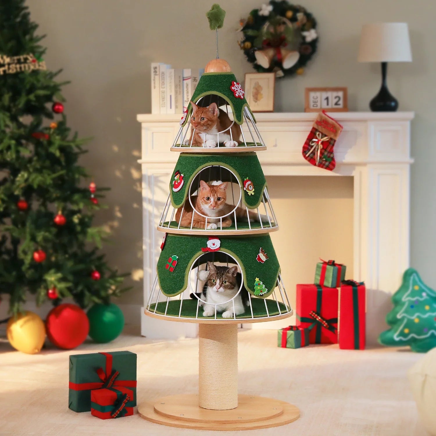 Christmas Tree-Shaped Cat Tree - Petifo